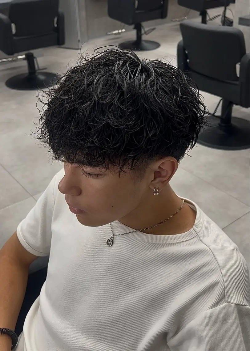 メンズ 札幌海外風メンズヘア KAZUのヘアスタイル