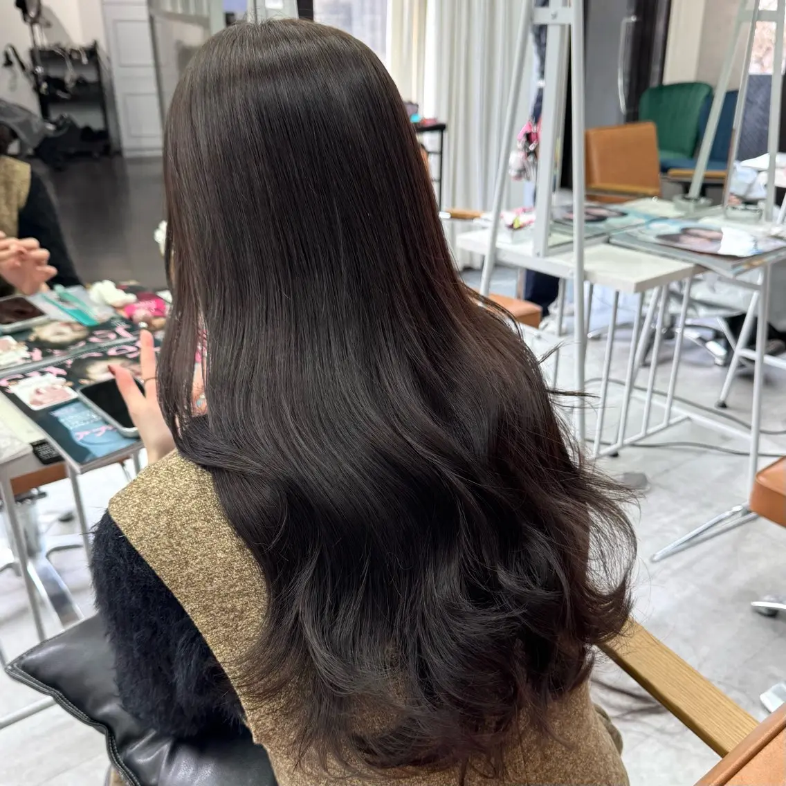 ロング カラー ヘアアレンジ ヘアカラー ブリーチなしカラー /新百合ヶ丘/安形翔のヘアスタイル