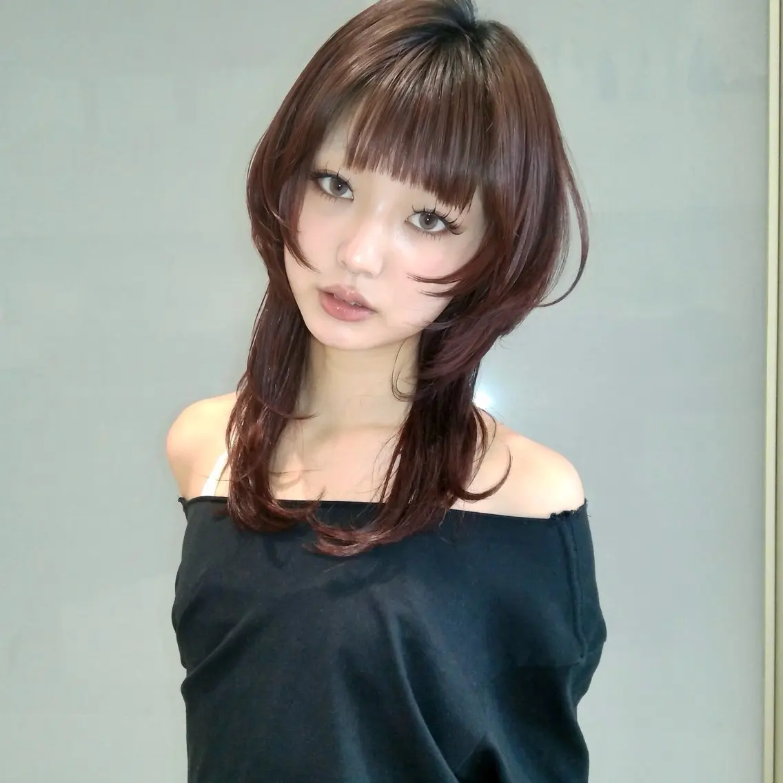 セミロング 顔まわりレイヤー レイヤーカット カット ヘアカラー トリートメント Mizuki/みずき レイヤーカットのヘアスタイル