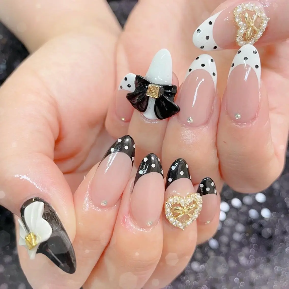 ネイル ハート ハンドネイル ハンドケア MoON...❤︎ MeGuのネイルデザイン