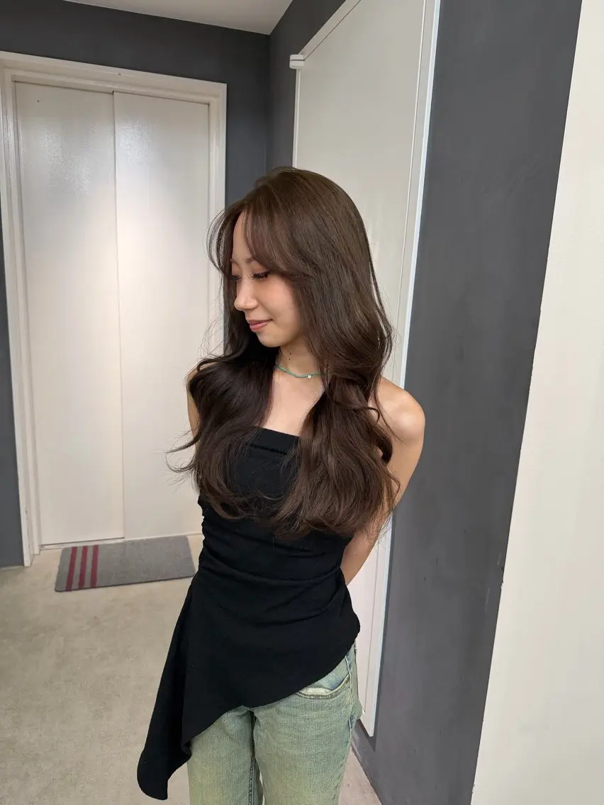 ロング カラー ブラウンカラー ショコラブラウン カット ヘアカラー トリートメント 縮毛矯正/艶髪/透明 感カラー/NENEのヘアスタイル