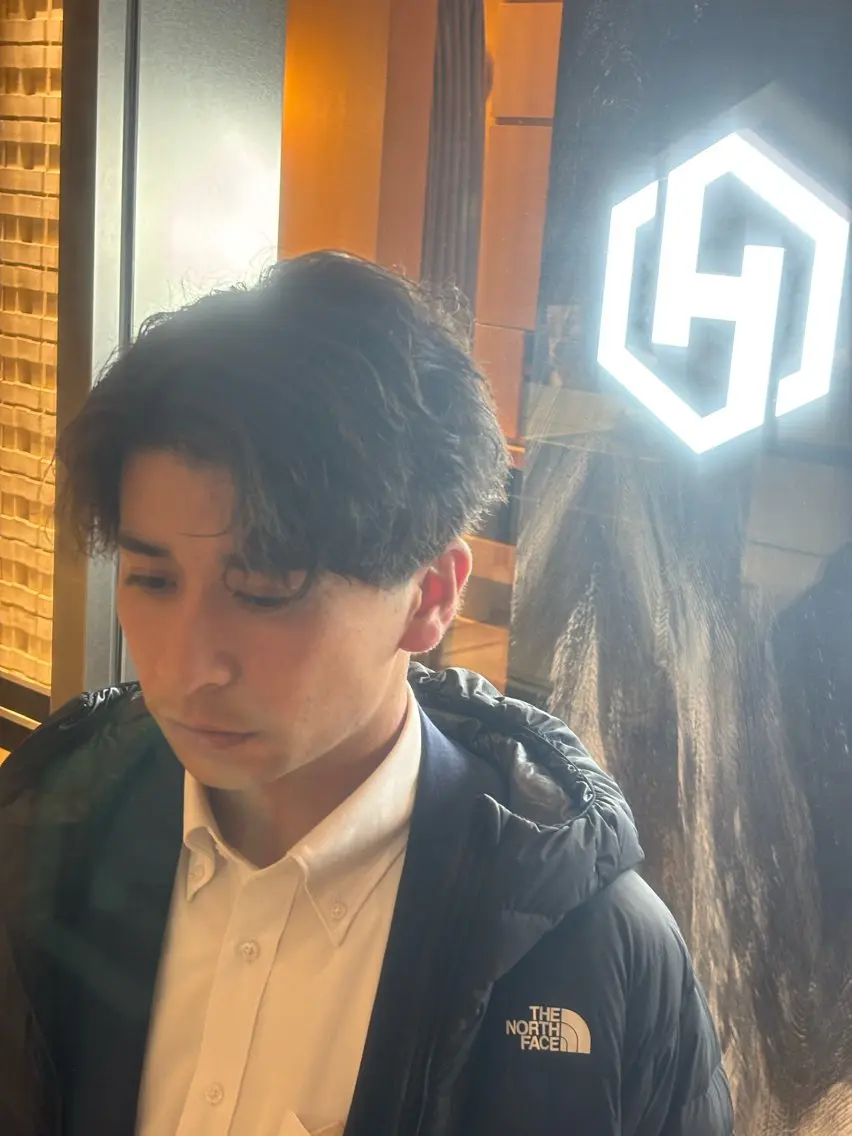 ミディアム ミディアムパーマ 松橋 海渡のヘアスタイル