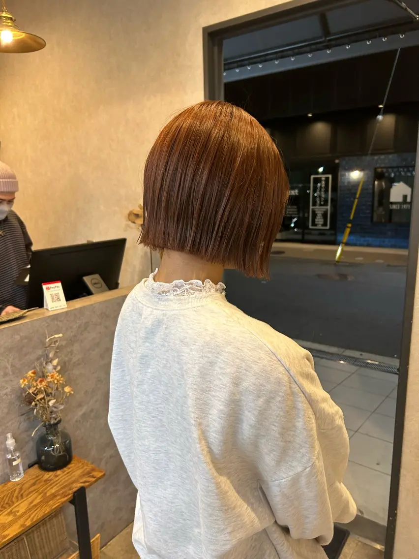 ショート カラー ベージュカラー ブリーチ ブリーチなしカラー ピンクカラー ピンクベージュ いなみね はるきのヘアスタイル