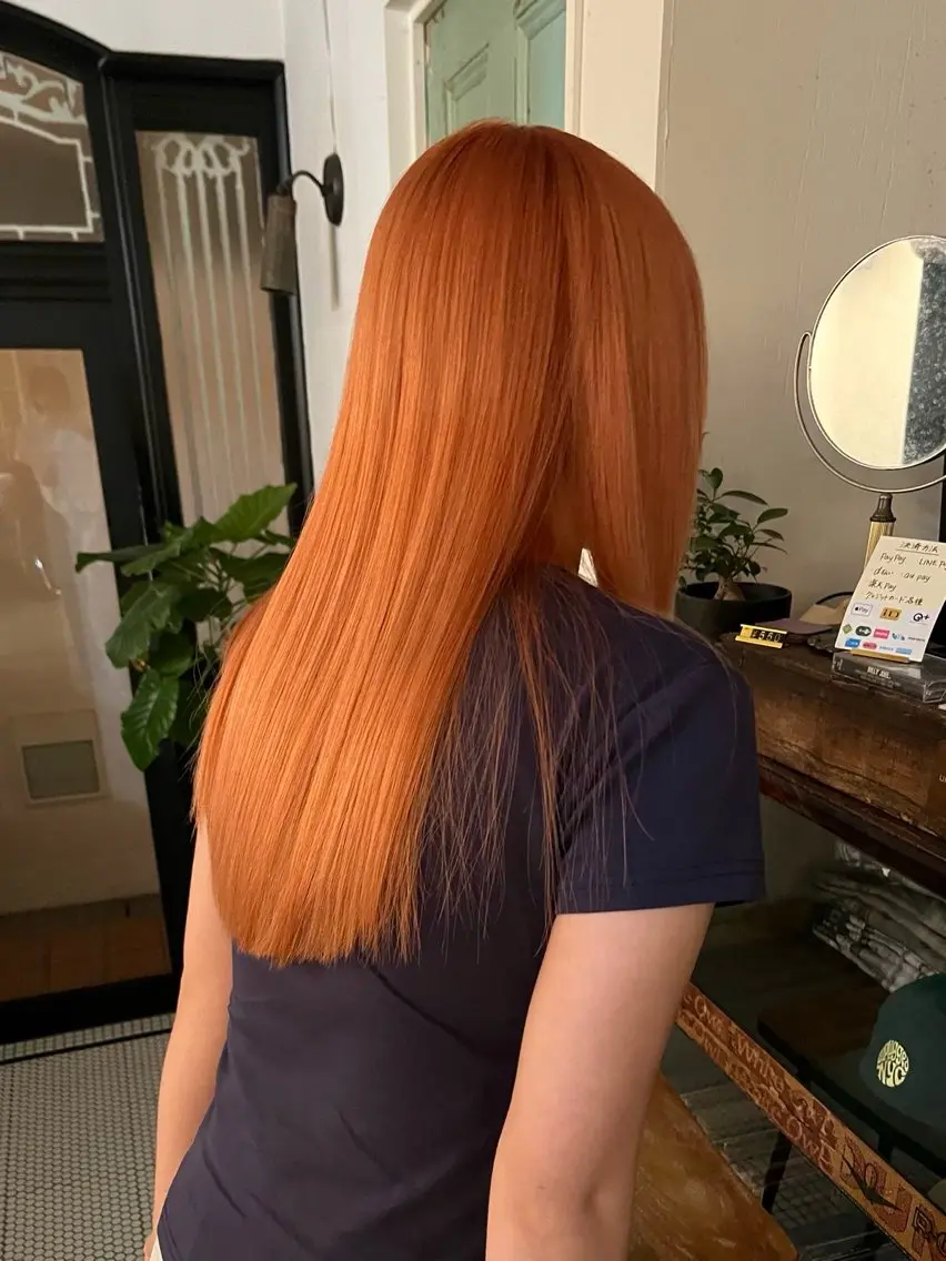 ロング カラー ブリーチ ヘアカラー 村田 萌歌のヘアスタイル