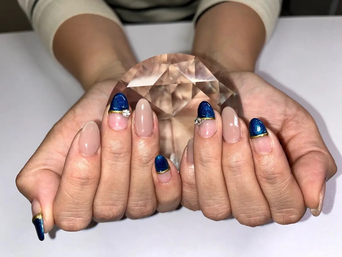 ネイル マグネットネイル ニュアンスネイル ワンカラーネイル シンプルネイル 夏ネイル プライベートサロン N's Nailのネイルデザイン