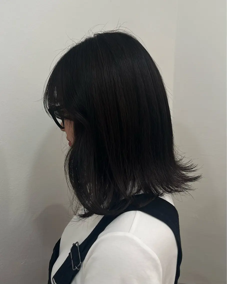 ミディアム カラー ボブレイヤー ブリーチ 透明感カラー デザインカラー ハイトーンカラー ヘアカラー トリートメント sayuri /大阪・心斎橋美容師のヘアスタイル