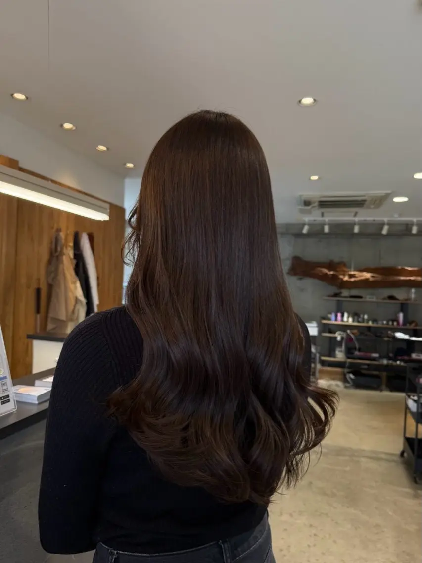 ロング カラー 末政 李椛のヘアスタイル