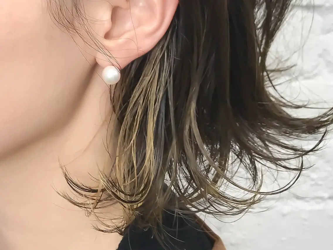 【アクセサリー感覚で💎】イヤリングカラー➕カラー(全体染め)🌟ロング料金🌟(ドライ・ブロー込み)の写真
