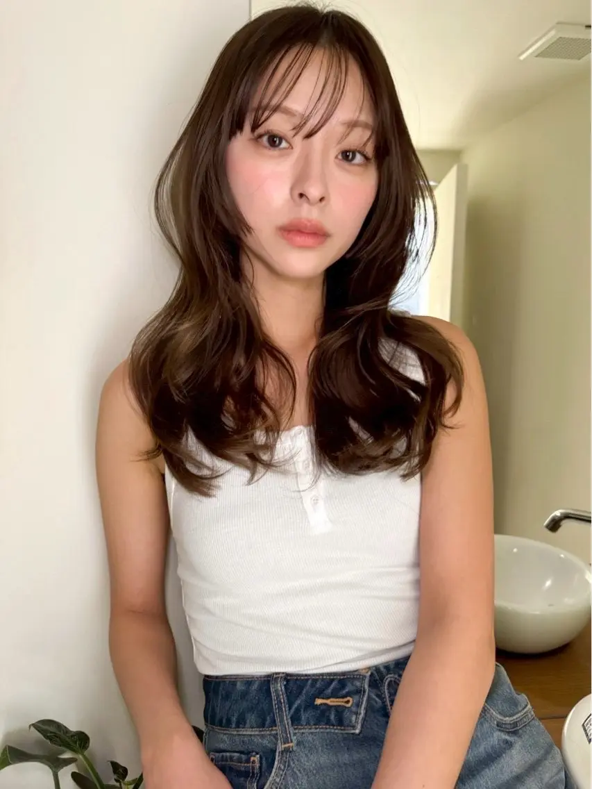 ロング カラー 三野宮 莉羽のヘアスタイル