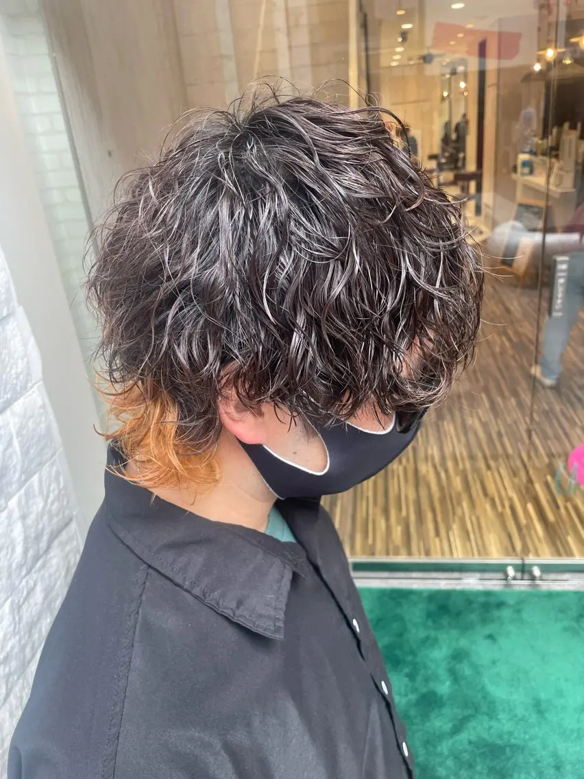 パーマ メンズ EARTH 山﨑龍馬のヘアスタイル