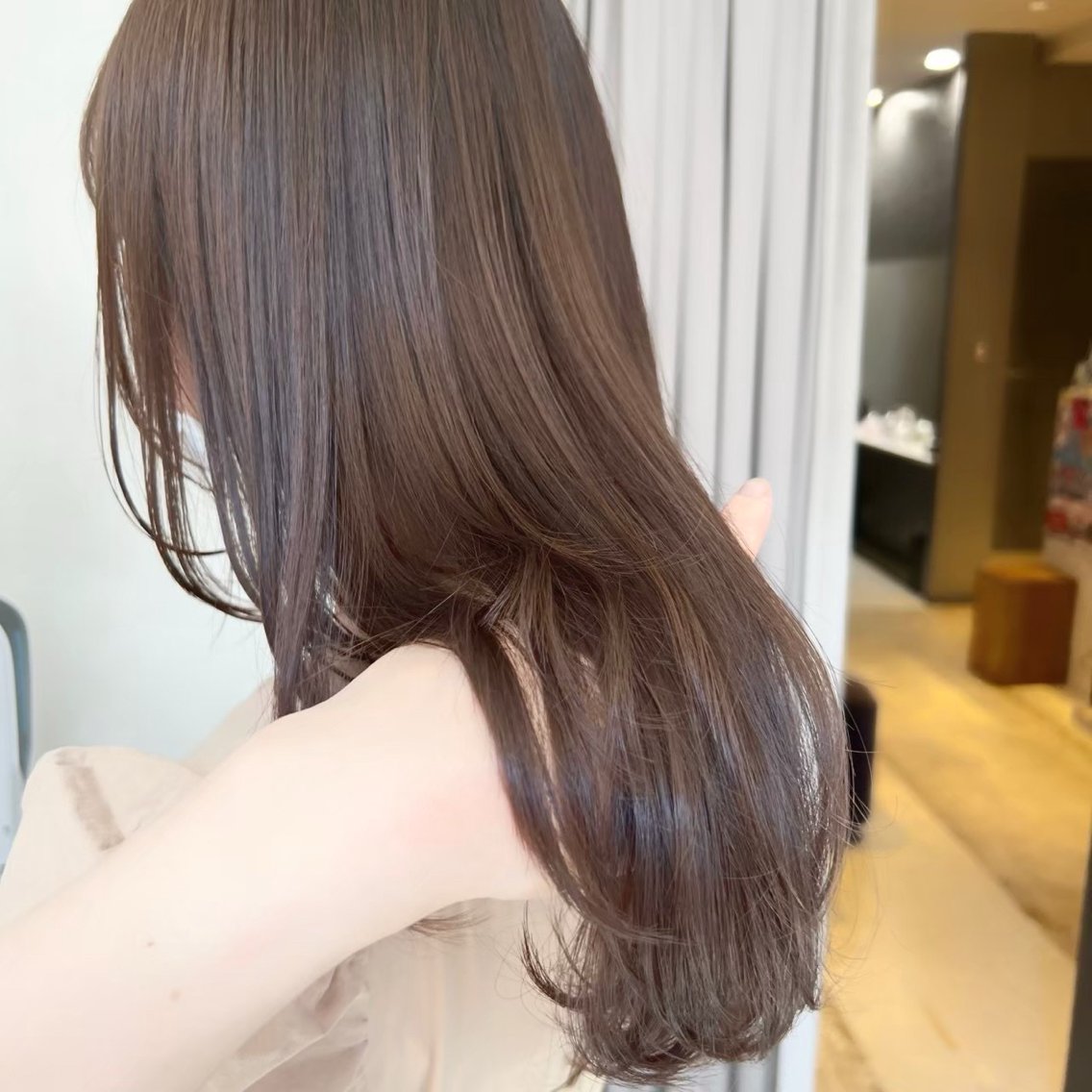 カラー Inity   森 千尋のヘアスタイル