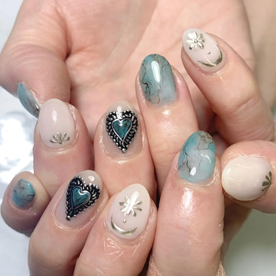 ネイル ハンドネイル FIORITURA aiのネイルデザイン