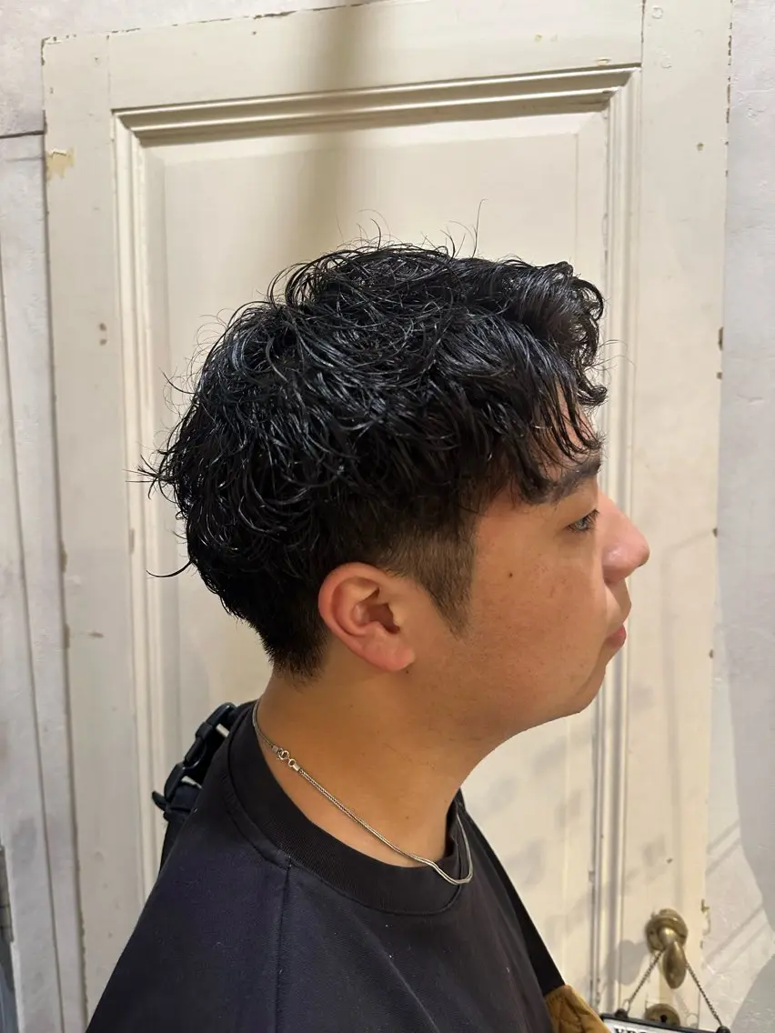 ショート パーマ メンズ メンズパーマ カット 田中 陽菜里のヘアスタイル