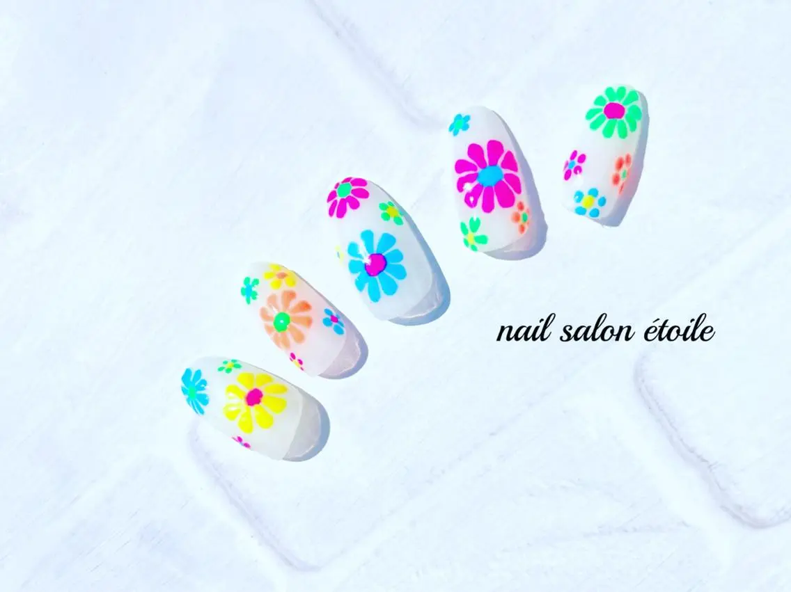 ネイル フラワーネイル ジェルネイル 春ネイル ハンドネイル nail salon étoileのネイルデザイン