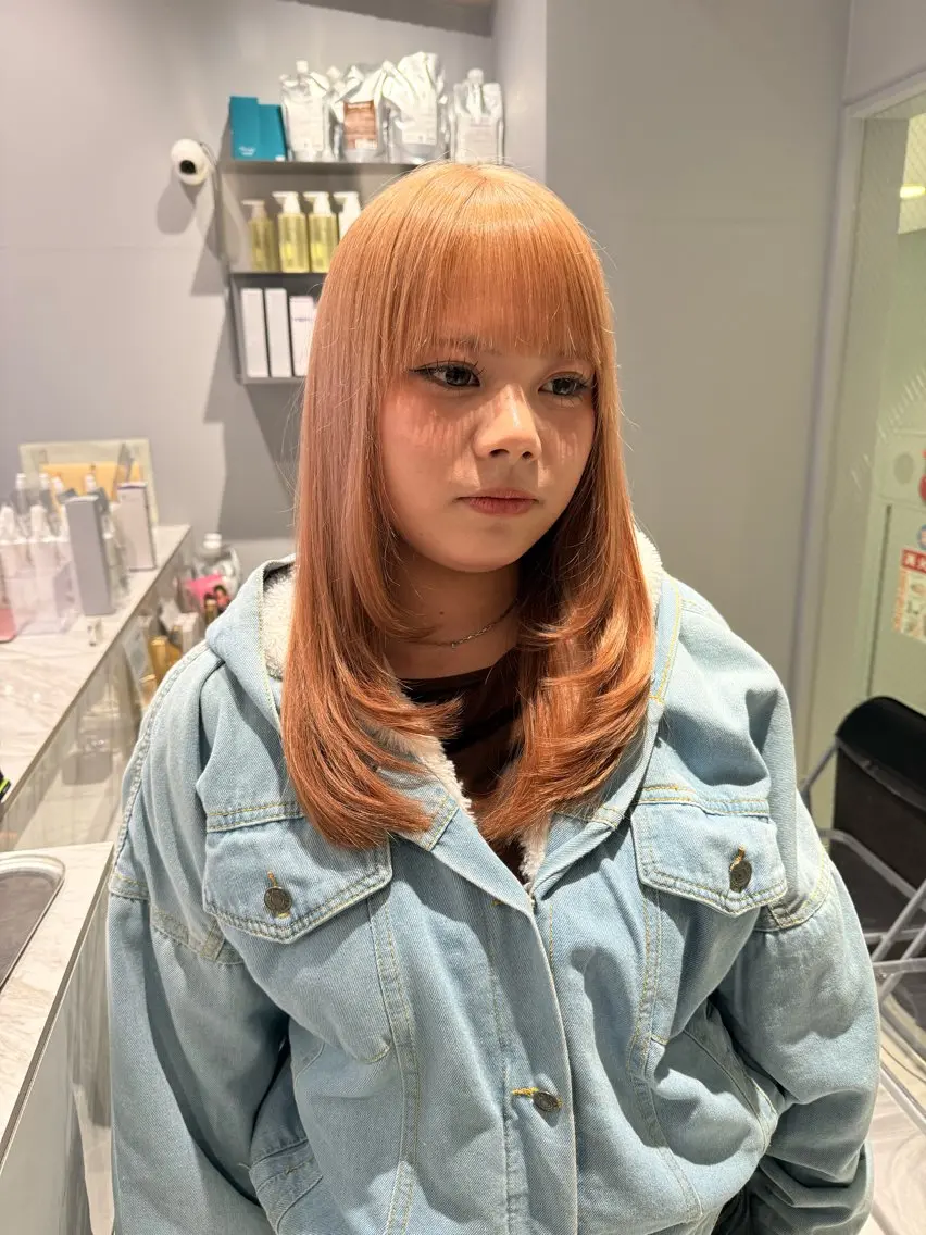 ロング カラー カット ヘアカラー トリートメント ハイトーンレイヤー 顔まわりSOTAのヘアスタイル