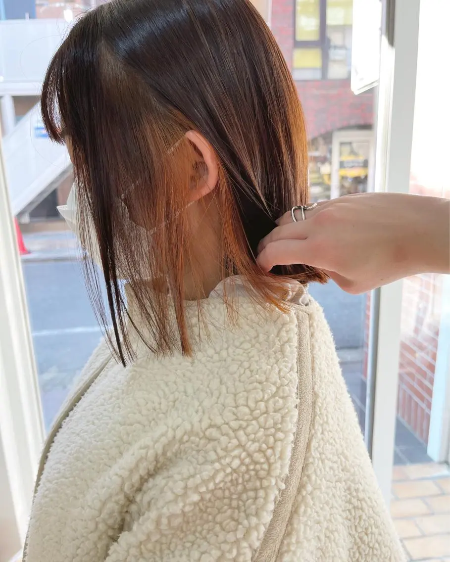 🧡全体カラー+イヤリングカラー(ケアブリーチ込み)🧡の写真