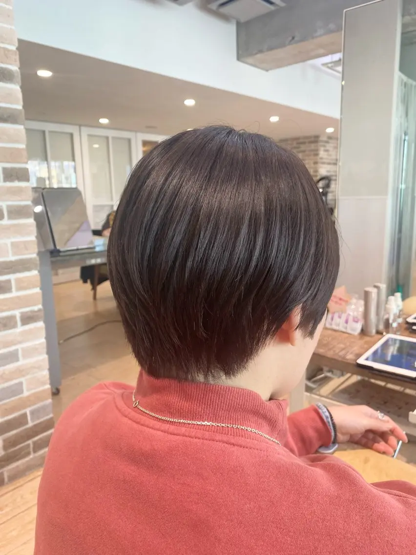 ショート カラー 丸みショート グレージュ ラベンダーカラー ラベンダーグレージュ ラベンダーグレー RIHO/愛されモテ /透明感カラーのヘアスタイル