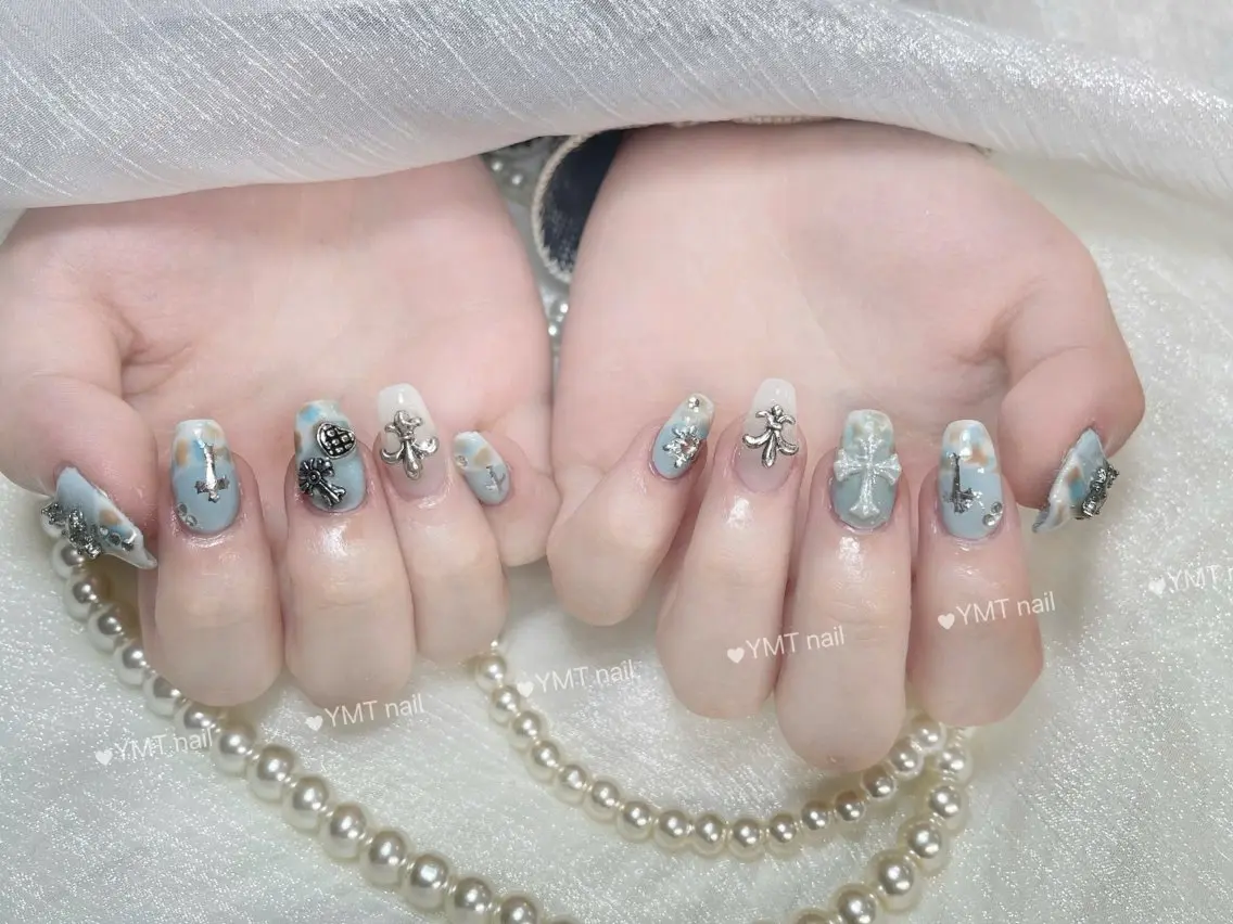 ネイル 長さ出し フットネイル ジェルネイル 韓国ネイル マグネットネイル ハンドネイル YMT NailStudioのネイルデザイン
