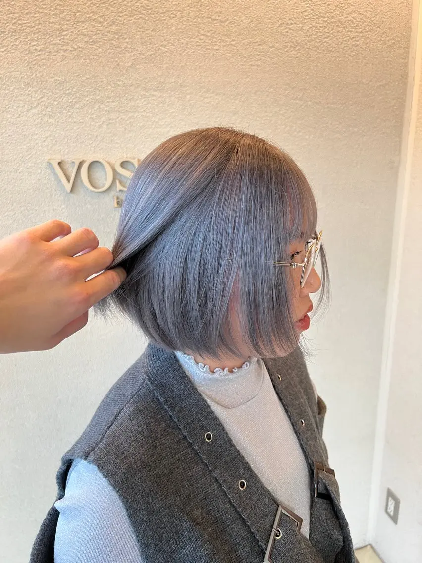 ショート カラー ブリーチ 透明感カラー シルバー 吉澤大和 カット/カラーのヘアスタイル