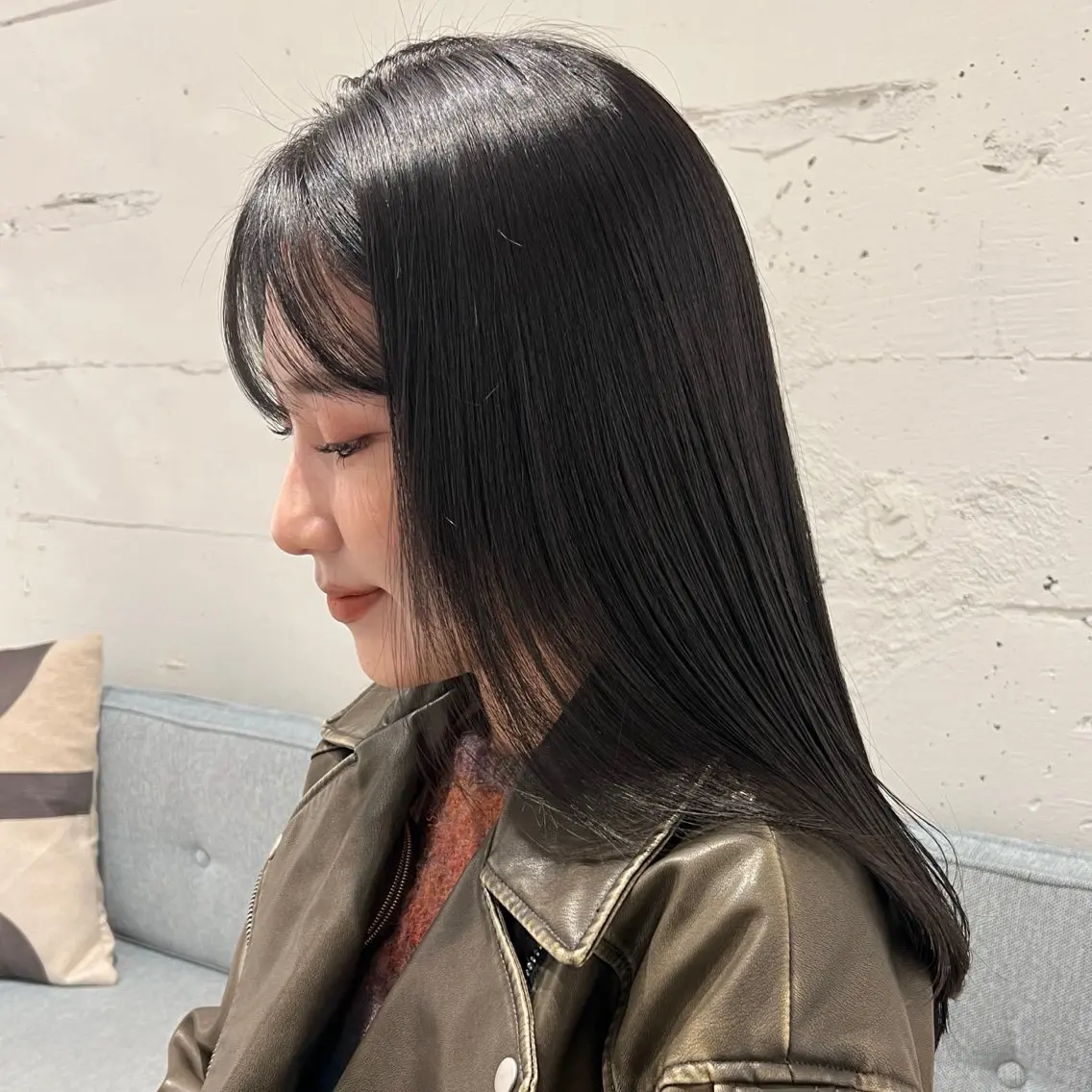 ロング カラー ヘアカラー トリートメント 峯田 優花のヘアスタイル