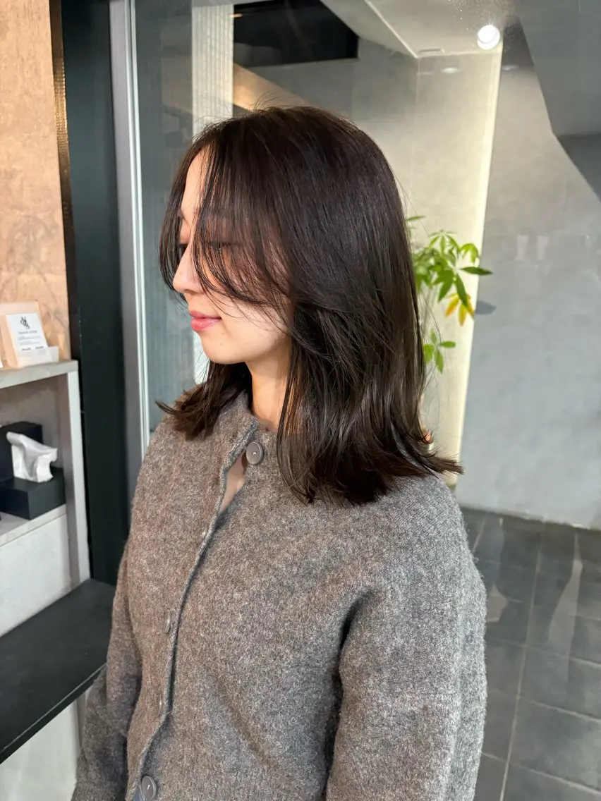 ミディアム カット ヘアカラー 髪質改善ストレート/ 透明感カラー🥣🤍のヘアスタイル