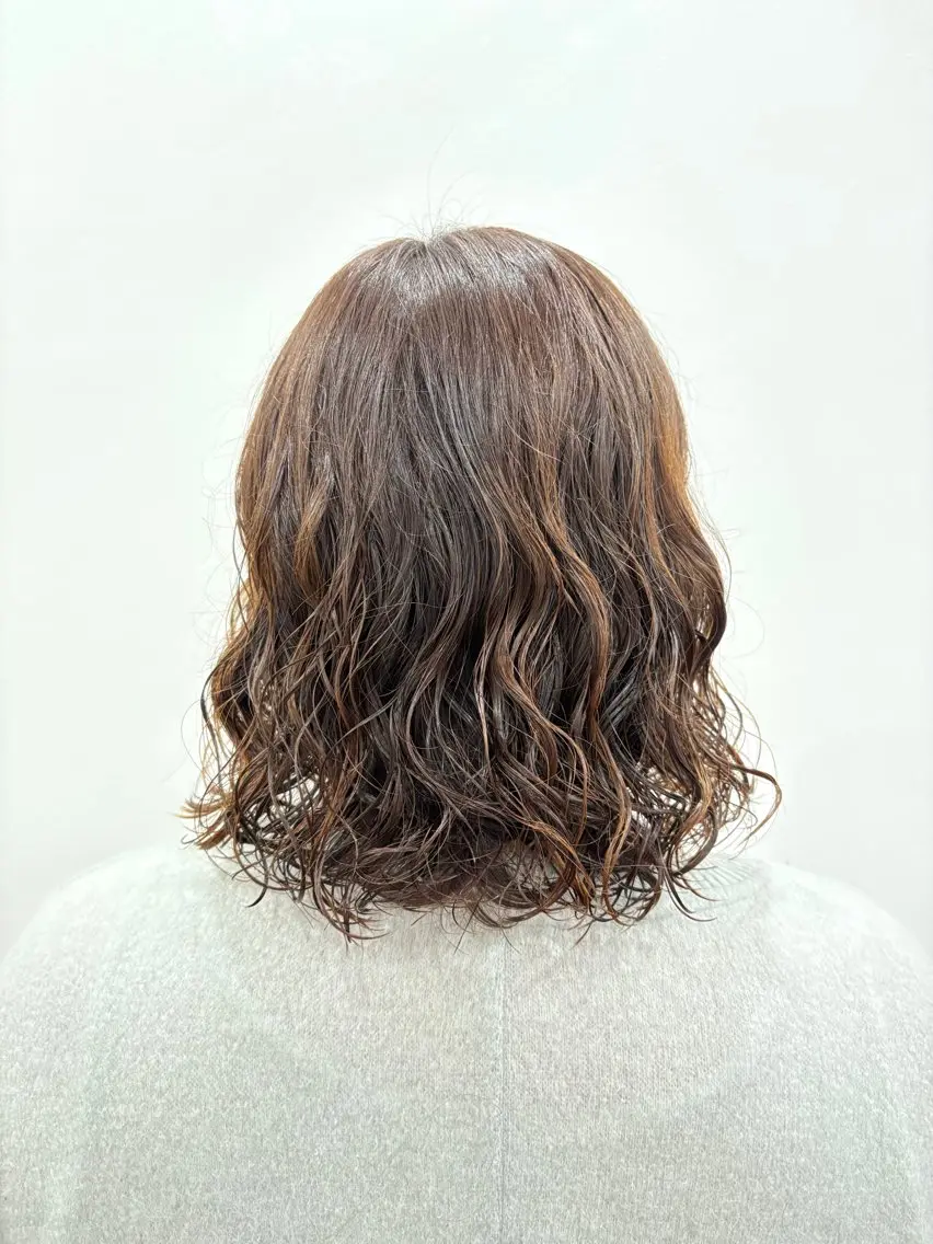 ミディアム ミディアムパーマ 石黒 可歩のヘアスタイル