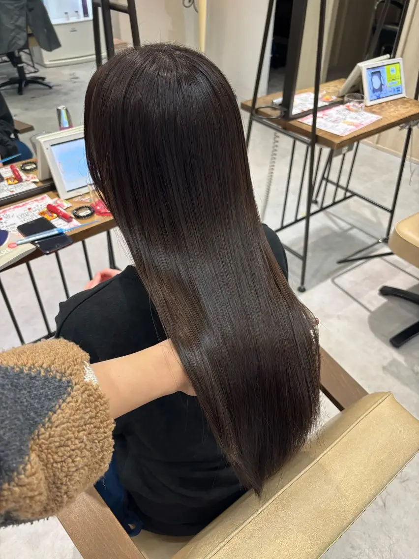 ロング パーマ カット 縮毛矯正 トリートメント MAKO/モテ髪/ ハイトーン/赤みなしのヘアスタイル
