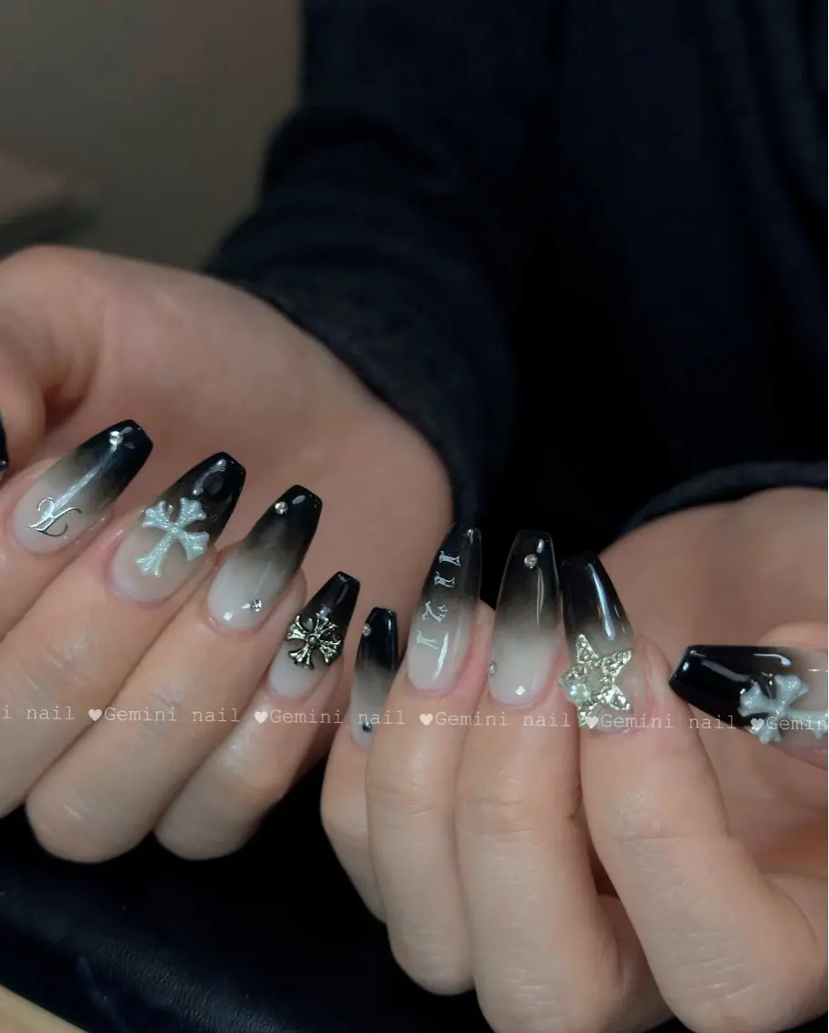 ネイル ネイルチップ Gemini nail.Yukiのネイルデザイン