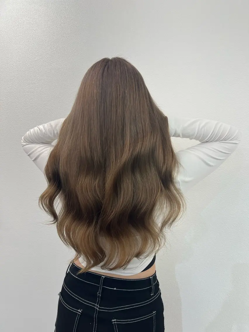 ロング ヘアカラー トリートメント 藤本 翔己のヘアスタイル