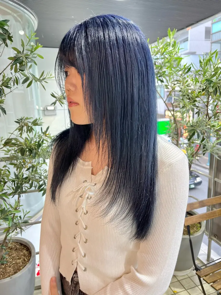 ロング カラー ベージュカラー ブリーチ ブルーカラー ケアブリーチ ダブルカラー カットパーマ 🌀あさみのヘアスタイル