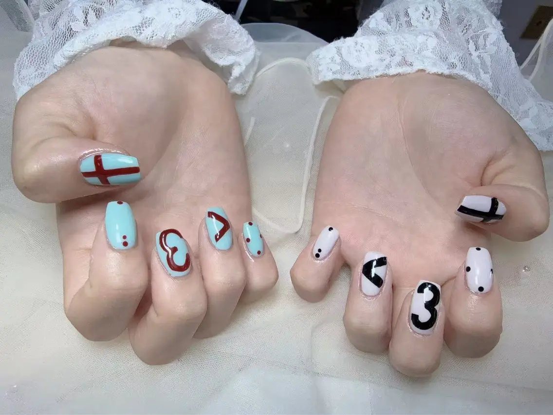 ネイル ハンドネイル MOJO NailSalonのネイルデザイン