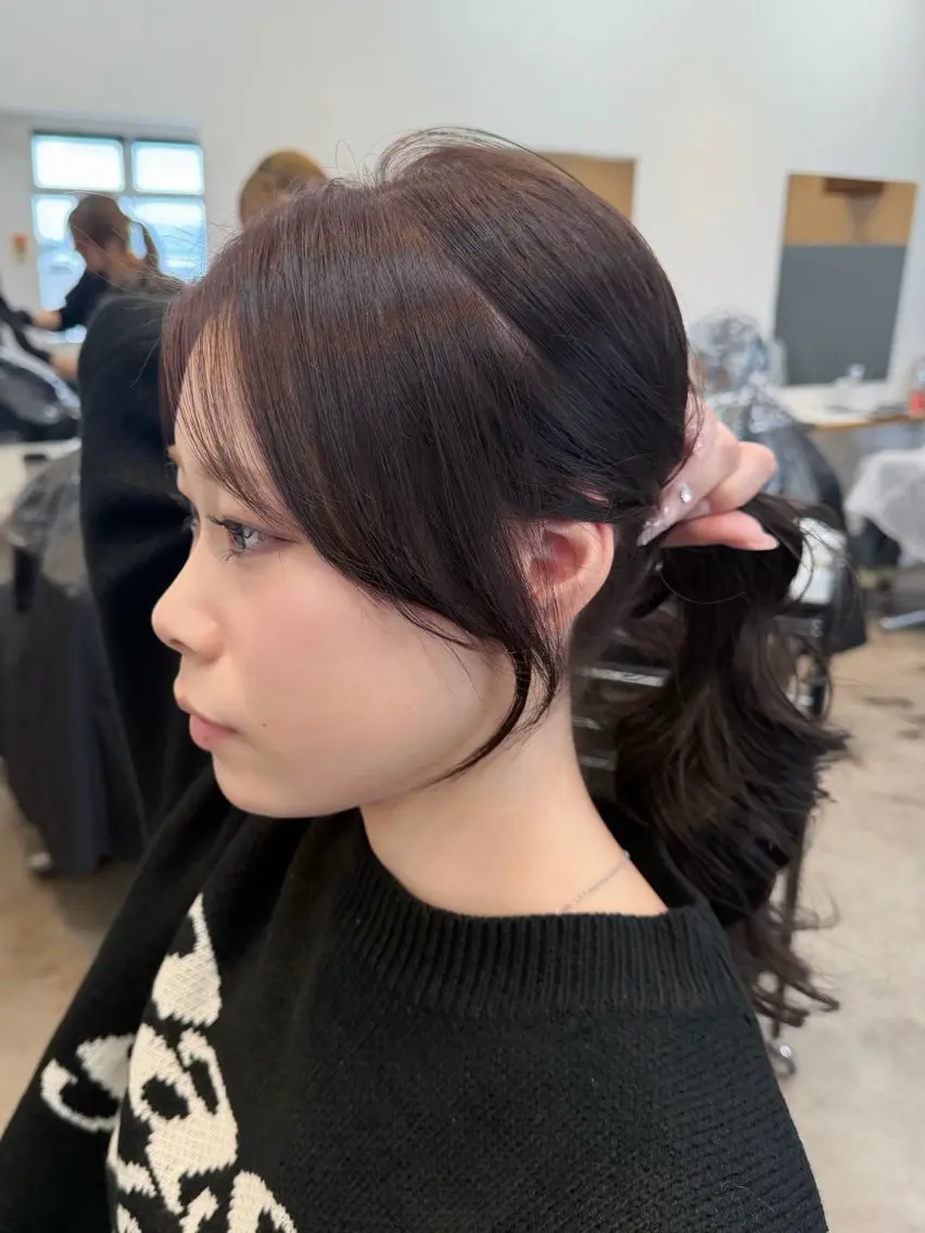 ロング 顔周りカット 韓国風ヘア カット ヘアカラー トリートメント 韓国風hair💕 Kanonのヘアスタイル