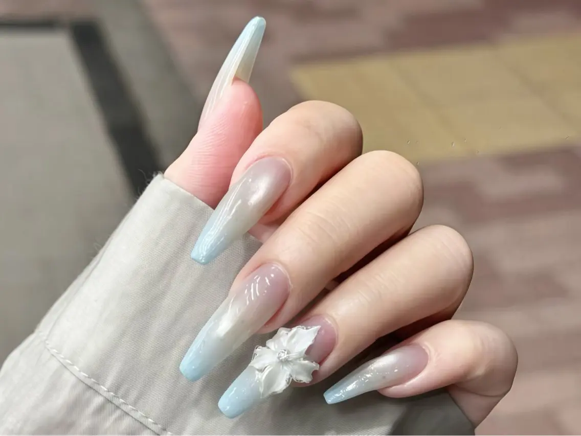 ネイル オーロラネイル チークネイル フットネイル フレンチネイル ジェルネイル ハンドネイル NEW NAIL💞 yukiのネイルデザイン