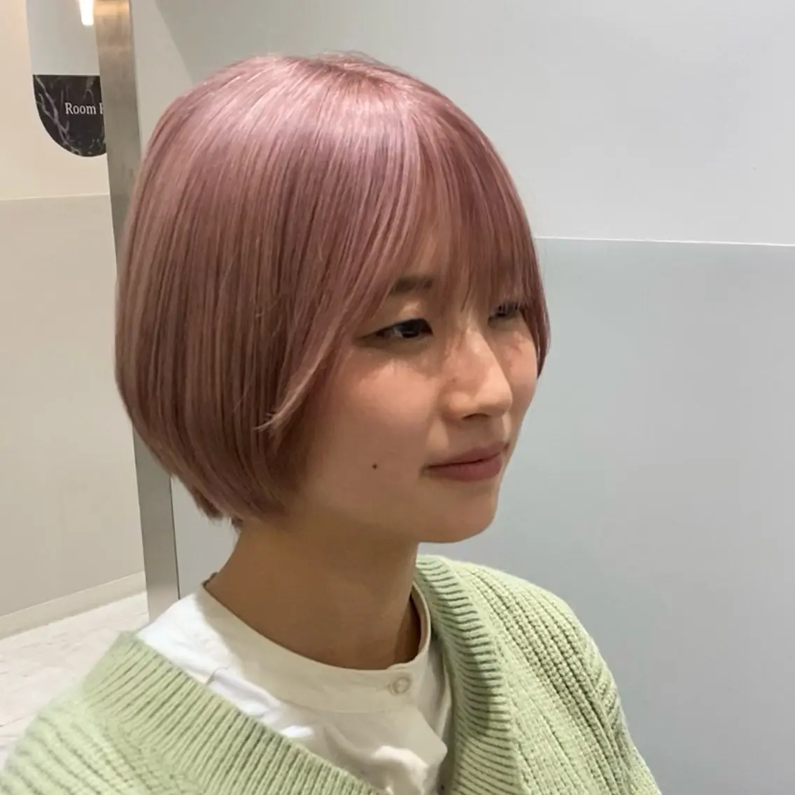 ショート カラー ヘアアレンジ ヘアカラー トリートメント 🫧新宿 透明感 カラー/サスケ🫧のヘアスタイル
