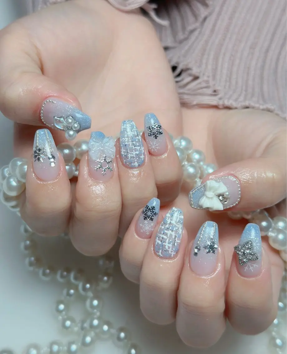 ネイル オーロラネイル 長さ出し フットネイル 韓国ネイル ラメ(グリッター) ハンドネイル 👍thumbs up nail👍のネイルデザイン