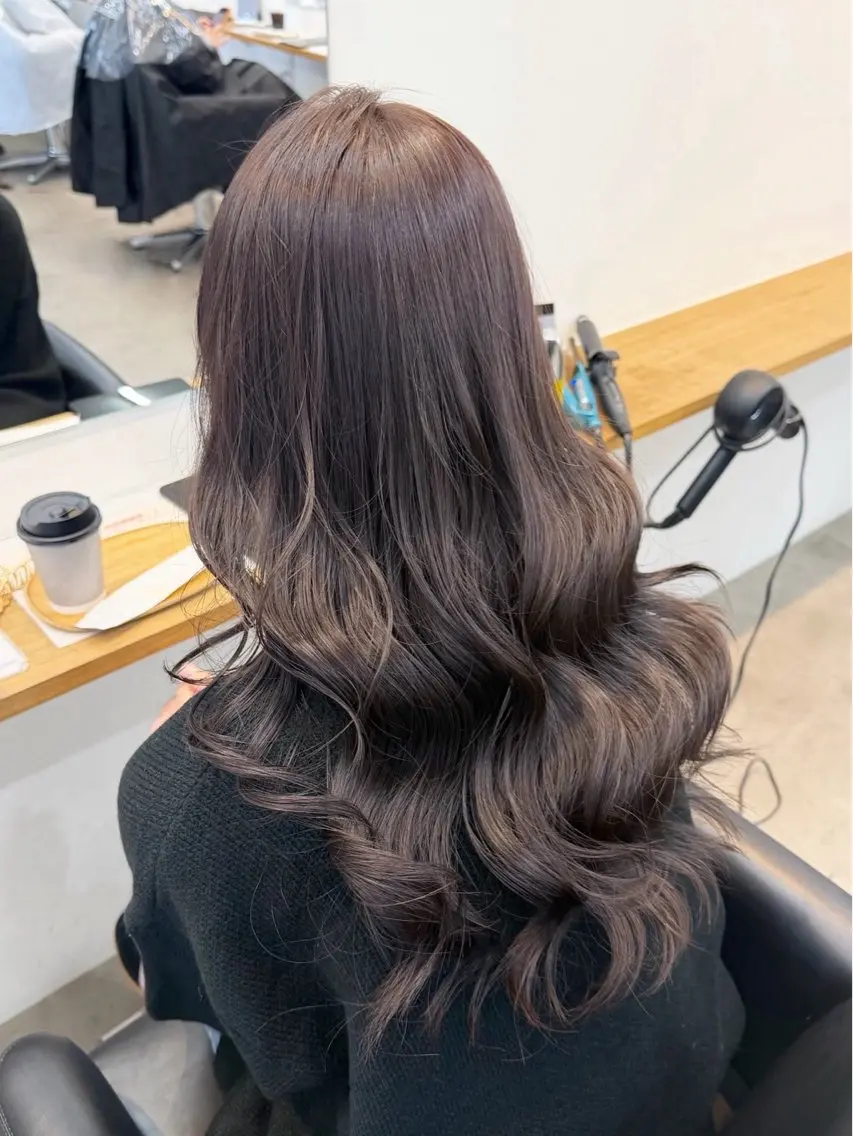 ロング Sakura / ETOILE+のヘアスタイル