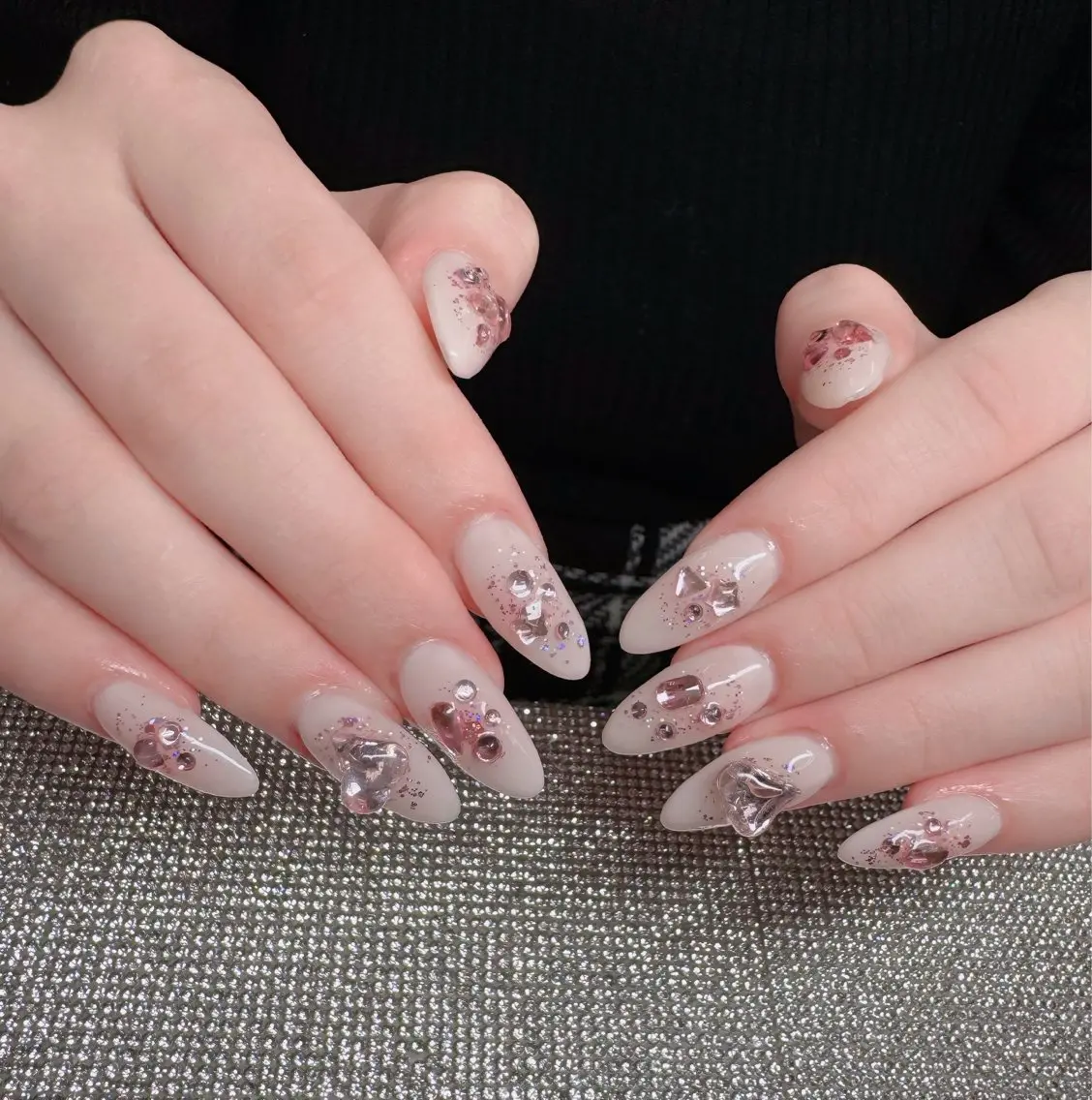 ネイル オーロラネイル フレンチネイル ジェルネイル ハロウィン キラキラネイル H.baby Nail Salonのネイルデザイン