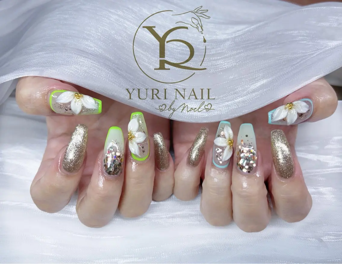 ネイル ハンドネイル フットネイル ハンドケア YURI Nail NARITAのネイルデザイン
