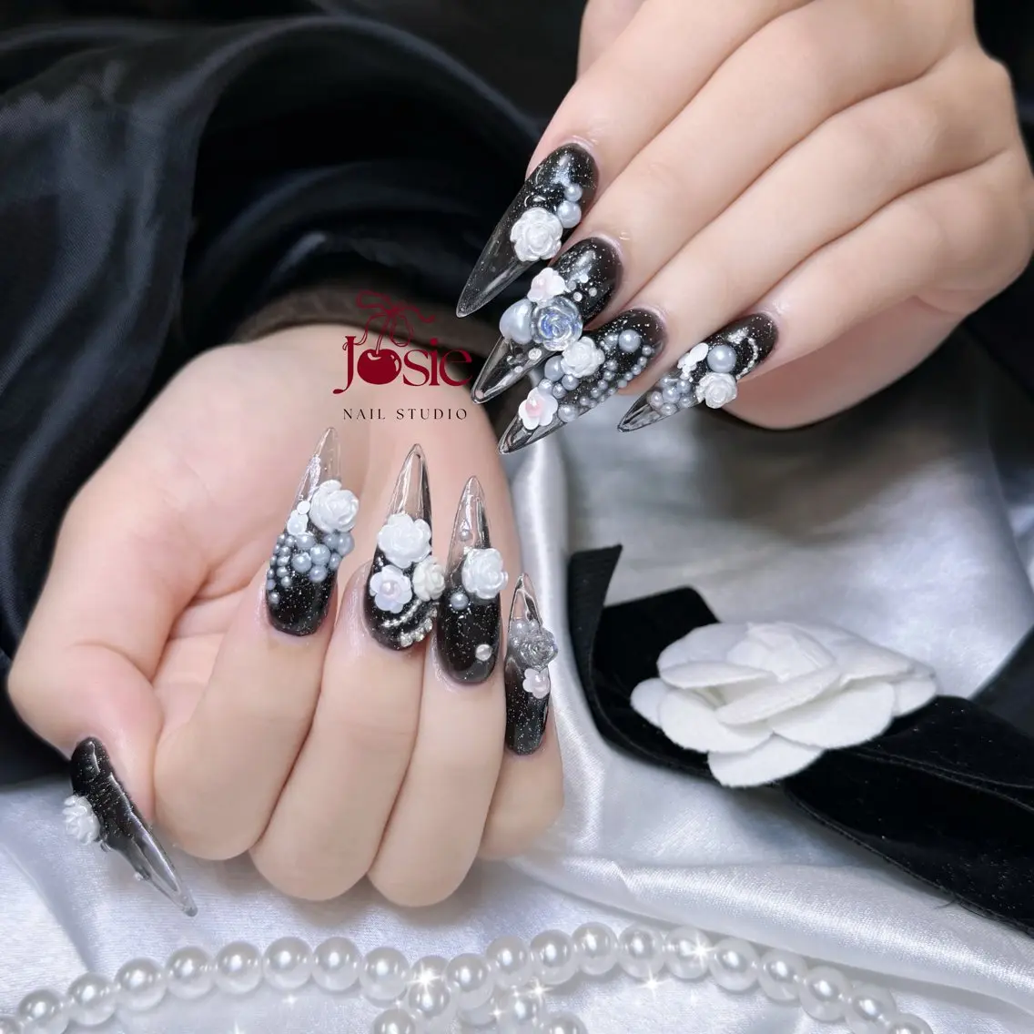 ネイル 長さ出し フレンチネイル グラデーション 韓国ネイル ロングネイル ハンドネイル Josie nail salonのネイルデザイン
