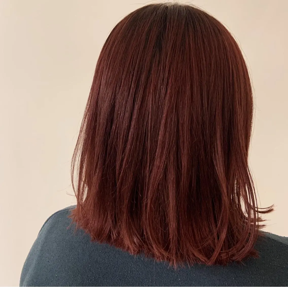 ミディアム レッドブラウン ＊UNU＊ RICOのヘアスタイル