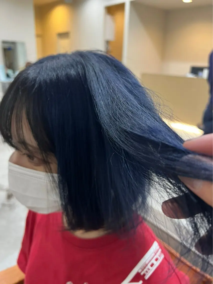 ショート カラー ブルーカラー 佐々木 政徳のヘアスタイル