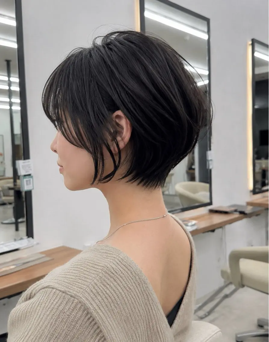 ショート ショートボブ ボブ ショートヘア カット トリートメント 地毛風縮毛矯正/ボブ しがきれいのヘアスタイル