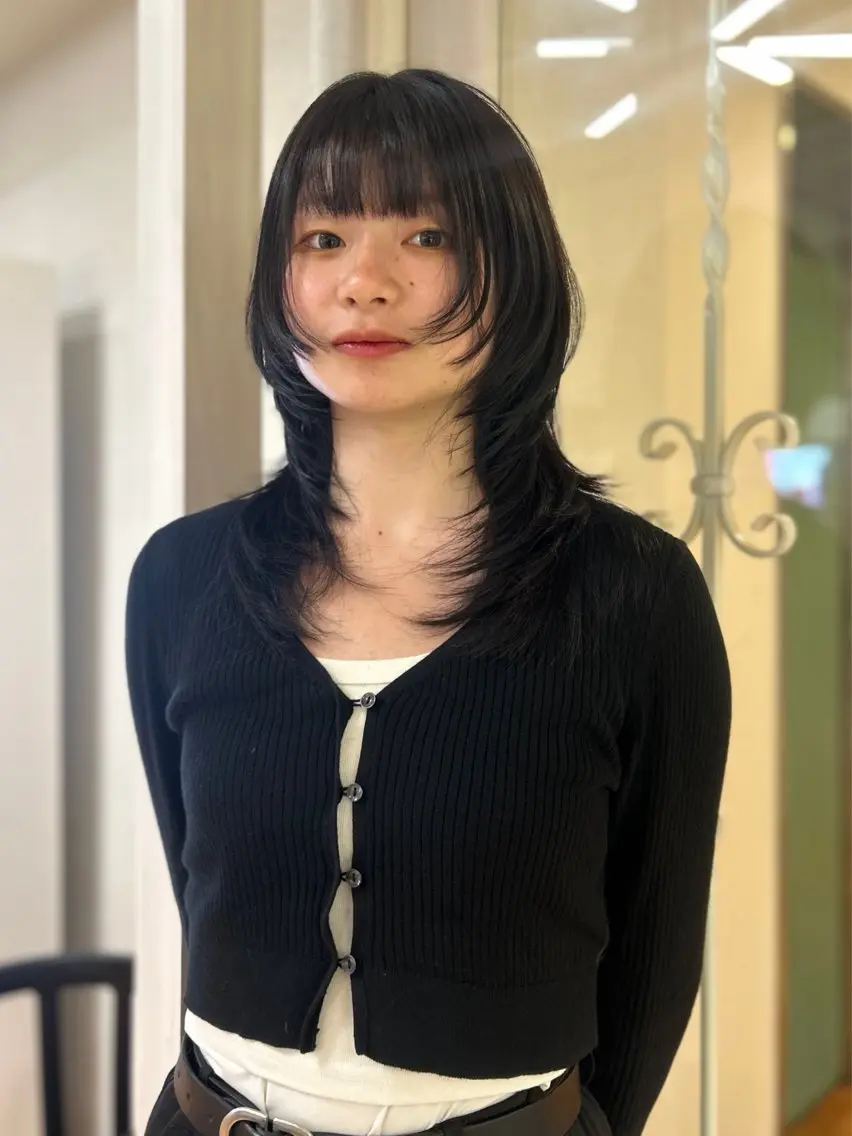 セミロング デザインカット 顔周りカット ハッシュカット 髪質改善 韓国風ヘア カット ヘアカラー トリートメント 🎀透明感/レイヤ ー/Kotona🎀のヘアスタイル