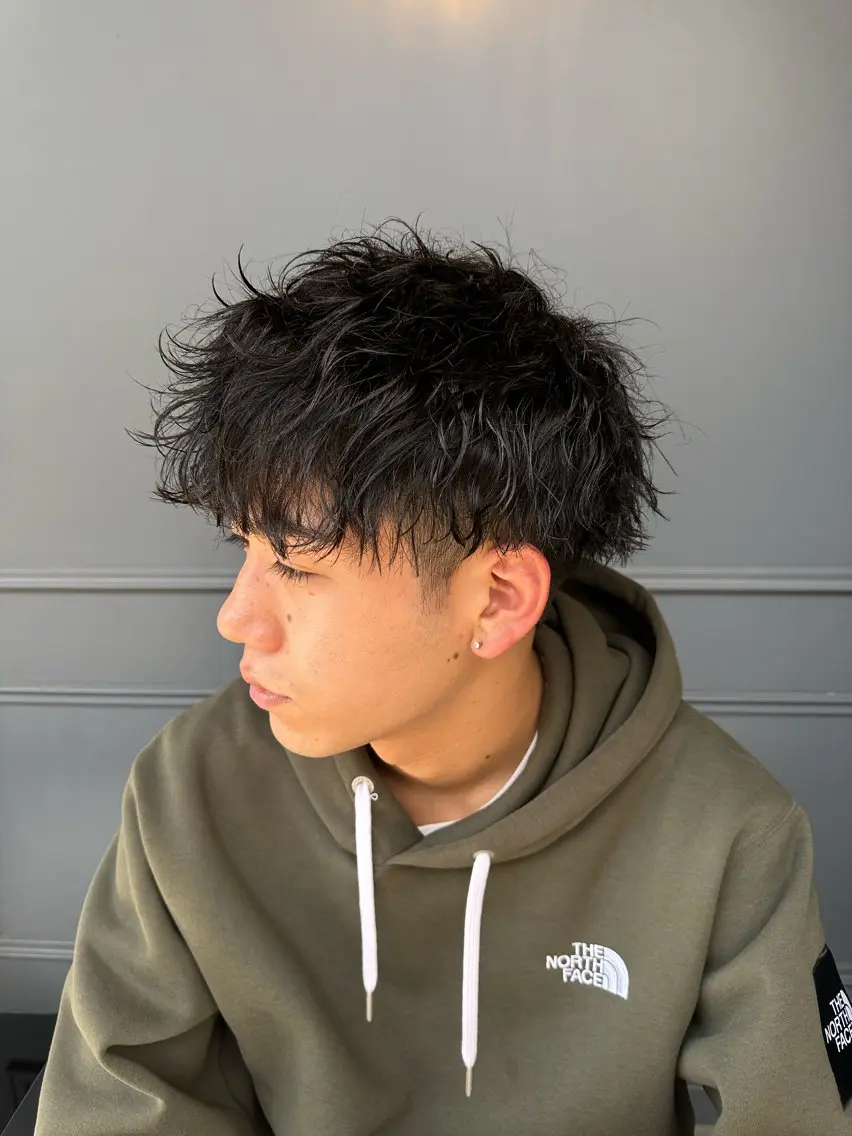 ショート カラー パーマ メンズ マッシュ メンズパーマ 波巻きパーマ カット パーマ 平内 賢人のヘアスタイル
