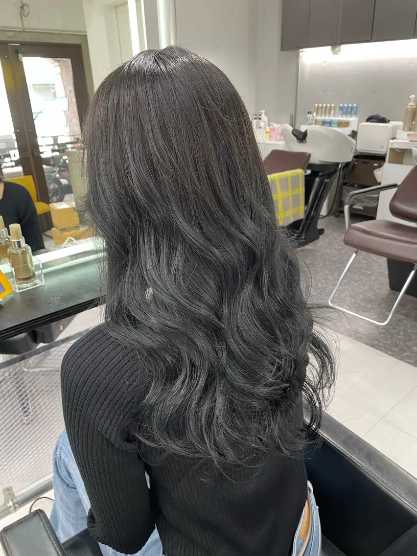 セミロング ヘアカラー 🫧縮毛矯正🫧 髪質改善RIKU🫧のヘアスタイル
