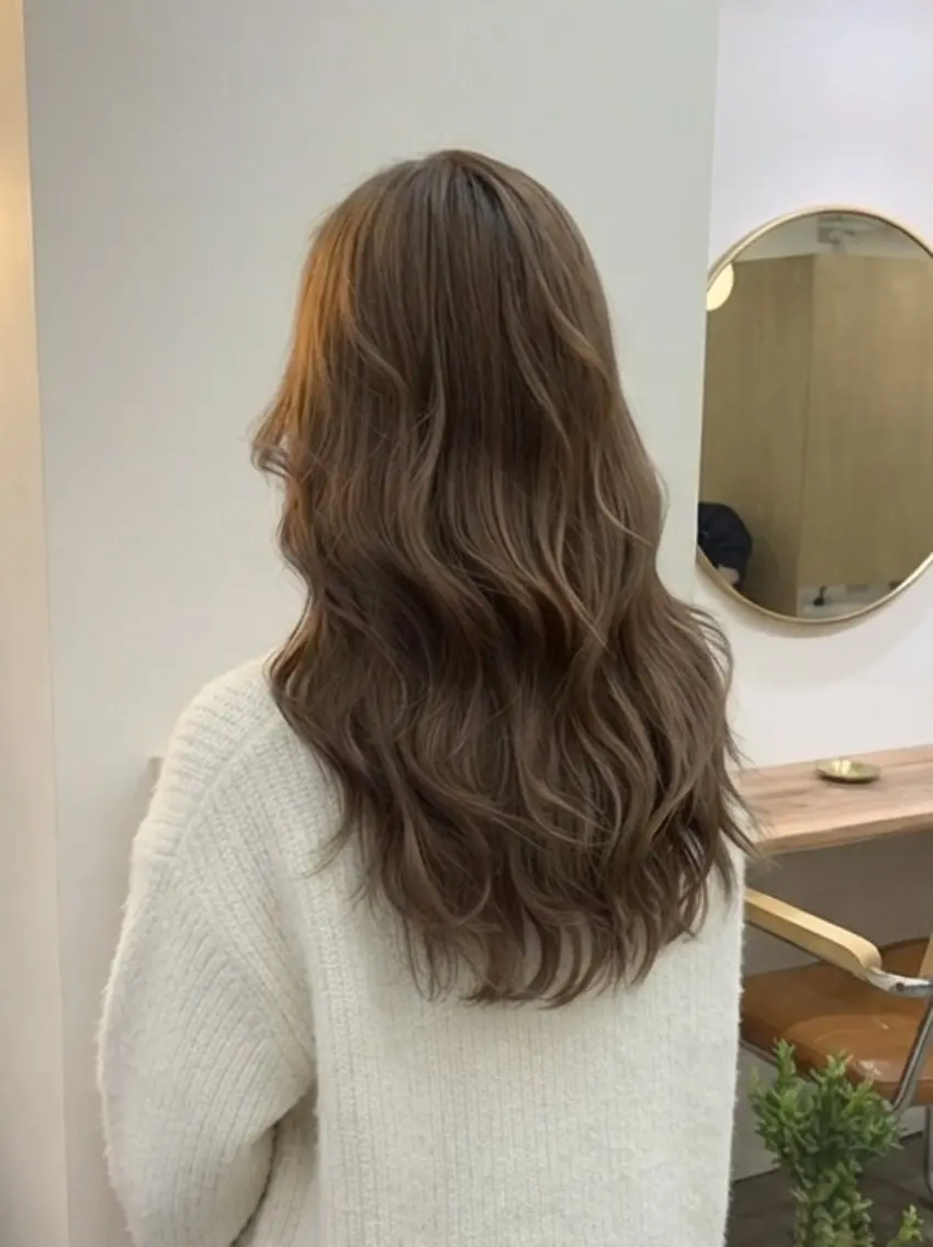 ロング カラー カット ヘアカラー まさとレイヤーカット 透け感カラー/心斎橋のヘアスタイル
