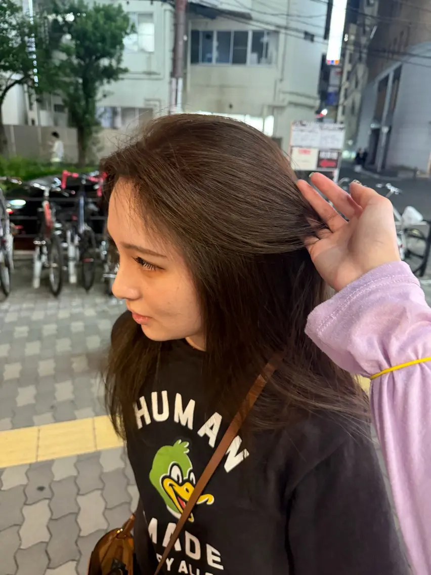 ロング カラー 透明感カラー ヘーゼル レイヤーカット カット ヘアカラー Karin／ レイヤーブリーチ🥀のヘアスタイル