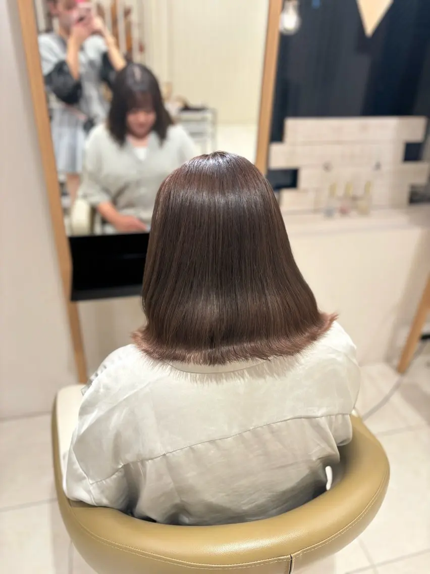 ミディアム カラー ブラウンカラー マロンブラウン 🧸艶髪🫧🎀 岡由紀乃のヘアスタイル