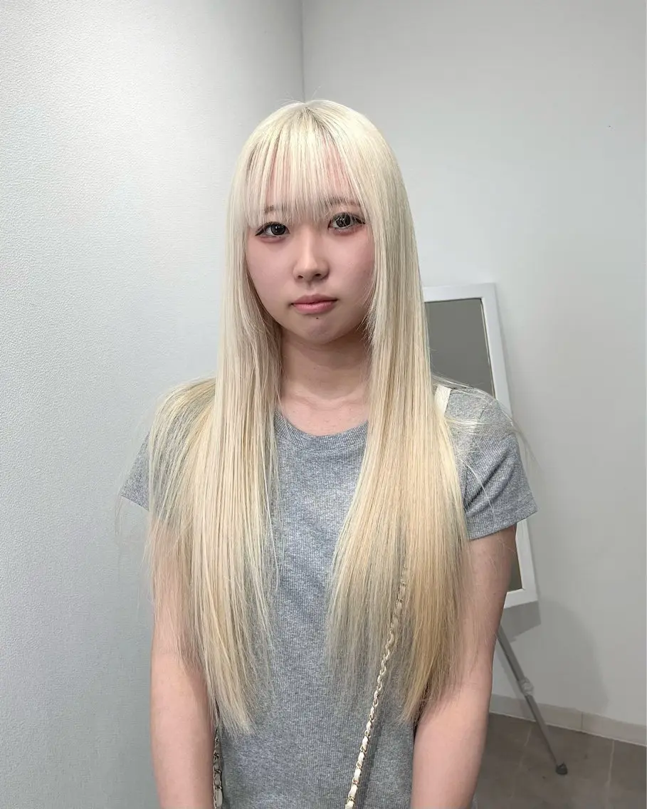 ロング カラー ブリーチ ブロンド ホワイトブロンド 韓国ヘア🇰🇷 RYOTAのヘアスタイル