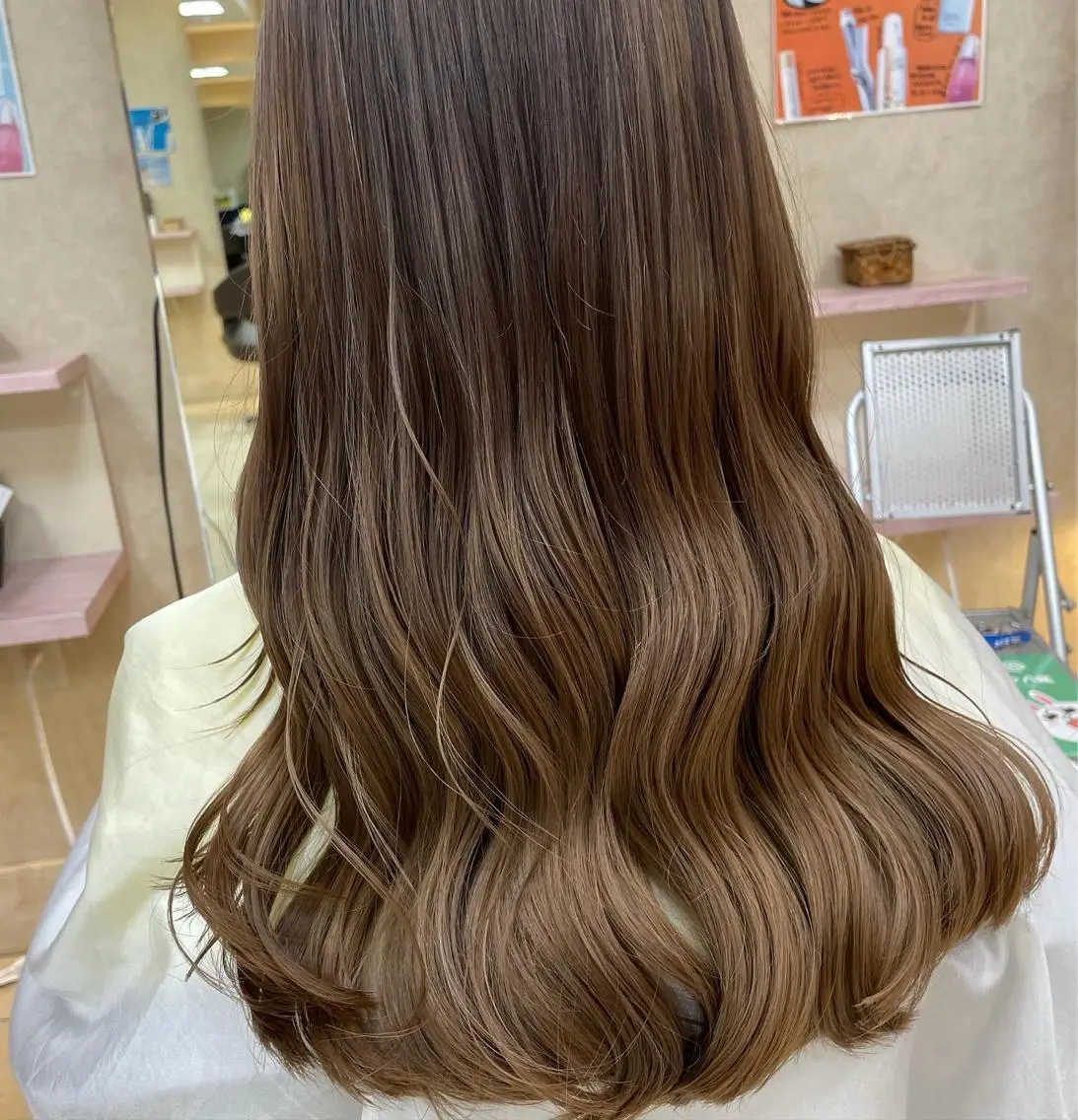 ロング 前田 菜奈子のヘアスタイル